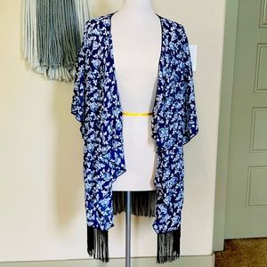 LuLaRoe Simply Comfortable Floral Flower Fringe Kimono